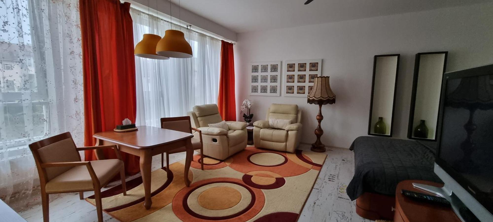 Апартаменты Zluty Apartman A6 V Chomutove Экстерьер фото